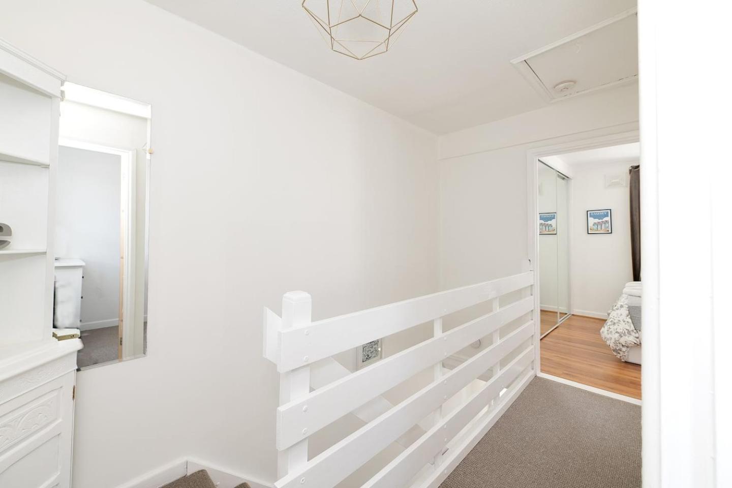 Tranquility Nook Villa Portsmouth Exterior photo